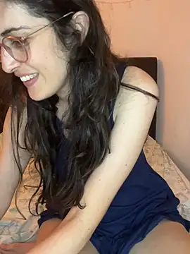 Snapshot of Lunaabbey chatting on July 31, 2026, 9:12 pm Lunaabbey online show from July 31, 2026, 9:12 pm