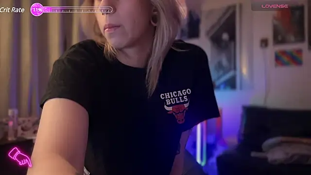 Mannarie Madsinn online show from December 11, 2024, 11:32 pm