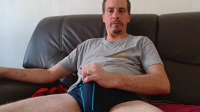 cloupefun online show from November 4, 2025, 12:42 pm