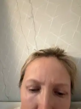 angelmommu online show from February 14, 2026, 5:07 am