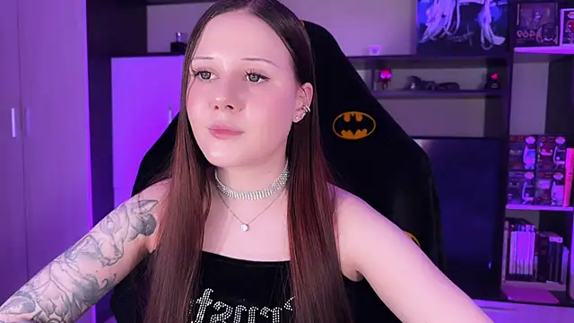 jasminevine online show from February 3, 2026, 6:40 am