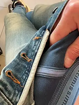 buodiculo online show from March 17, 2025, 4:43 pm