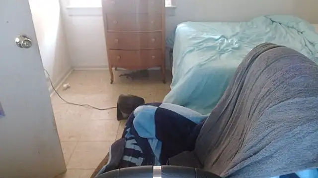 DADDY KANE8--- online show from October 24, 2025, 6:07 pm