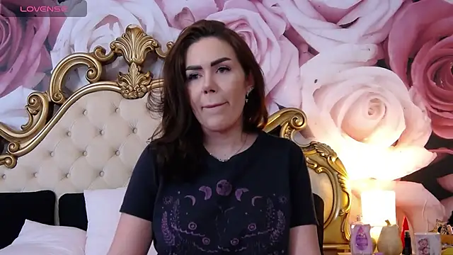 HessaHessy online show from November 13, 2025, 7:40 pm