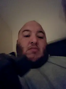 Snapshot of genderfluidco2 chatting on November 5, 2025, 4:43 pm genderfluidco2 online show from November 5, 2025, 4:43 pm