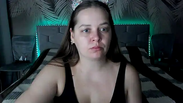 uliastar online show from October 30, 2025, 7:17 am