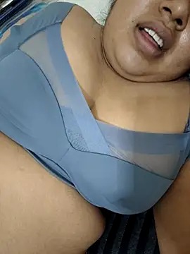 FerLu8 online show from March 28, 2026, 2:34 am