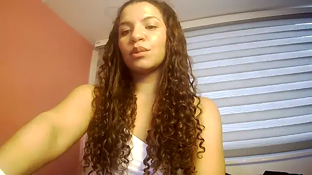 Snapshot of gatubelahot chatting on May 15, 2026, 8:18 pm gatubelahot online show from May 15, 2026, 8:18 pm