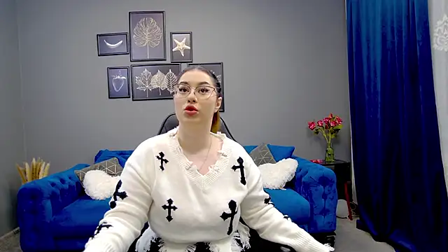 Katewalker  online show from March 11, 2025, 6:08 pm