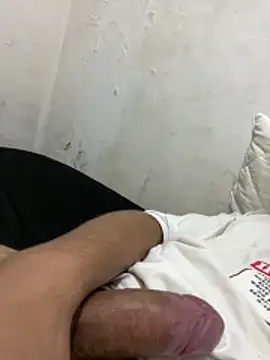 Snapshot of Magosupreme chatting on October 16, 2025, 6:43 am Magosupreme online show from October 16, 2025, 6:43 am