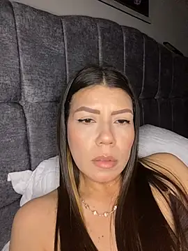 martina contreras online show from February 22, 2026, 6:16 am