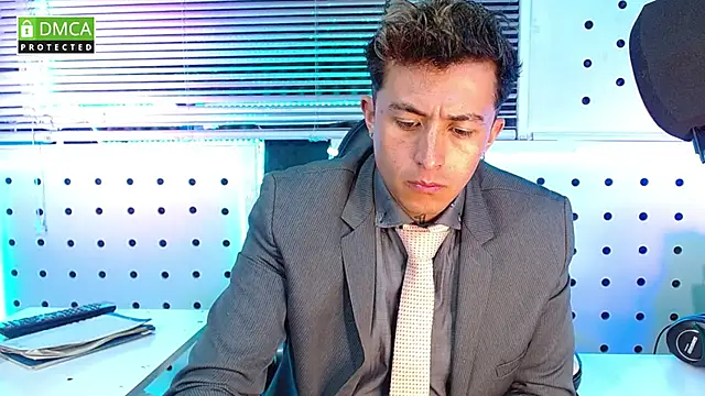 Darko0717 online show from October 5, 2025, 1:13 pm