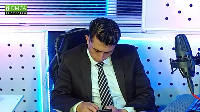 Darko0717 online show from October 24, 2025, 2:05 pm