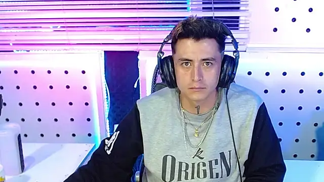 Darko0717 online show from November 29, 2025, 1:28 am