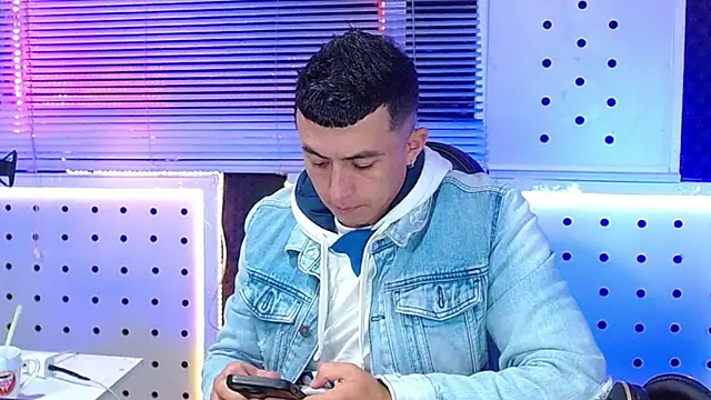 Darko0717 online show from March 14, 2026, 4:24 pm