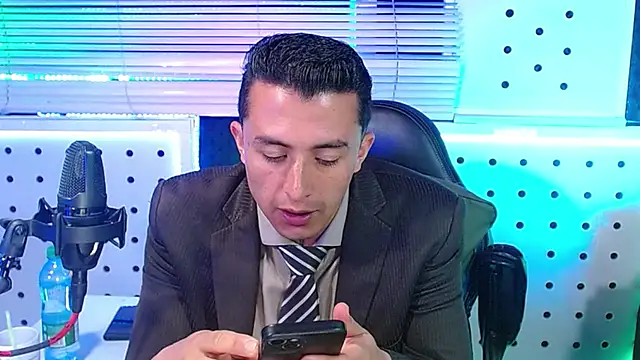 Darko0717 online show from February 2, 2026, 2:27 pm