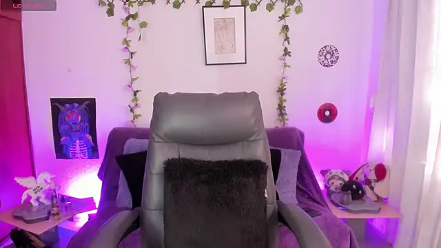 Snapshot of Cata_green chatting on November 11, 2025, 3:40 pm Cata green online show from November 11, 2025, 3:40 pm