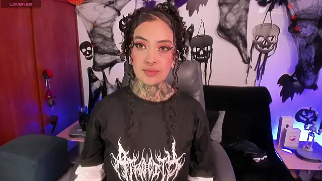 Snapshot of Cata_green chatting on October 9, 2025, 7:25 pm Cata green online show from October 9, 2025, 7:25 pm