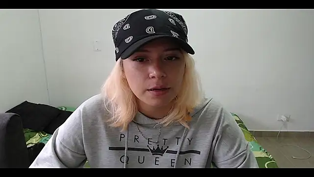 MommyMiaWs online show from February 14, 2025, 12:25 pm