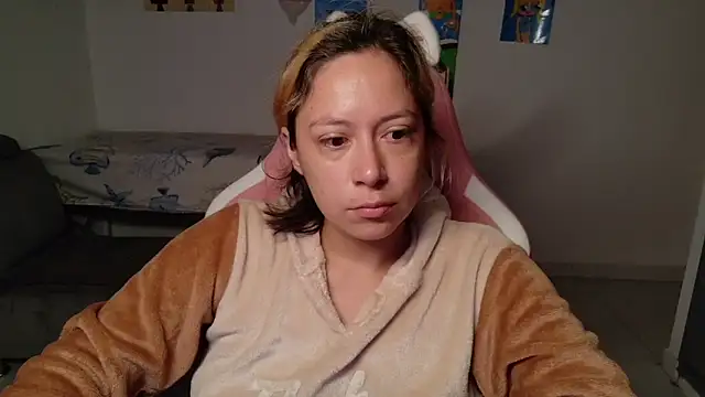 MommyMiaWs online show from May 26, 2026, 1:20 pm