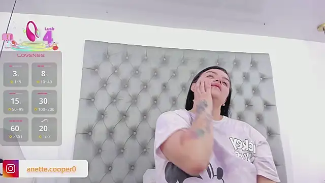 anette cooper online show from October 21, 2025, 3:50 am