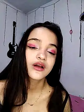 Snapshot of monica_little23 chatting on February 24, 2026, 7:59 pm monica little23 online show from February 24, 2026, 7:59 pm