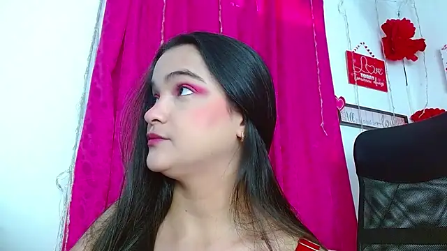 Snapshot of monica_little23 chatting on February 15, 2026, 12:37 pm monica little23 online show from February 15, 2026, 12:37 pm