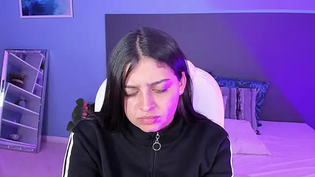 Snapshot of kylie_reyes chatting on January 28, 2025, 7:42 pm kylie reyes online show from January 28, 2025, 7:42 pm