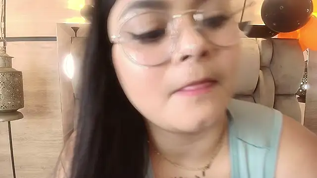 im mou  online show from November 8, 2025, 12:31 pm