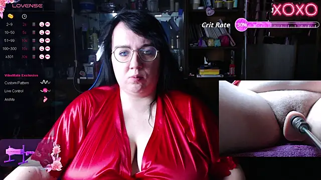 LeonaHarrison online show from October 14, 2025, 7:25 pm