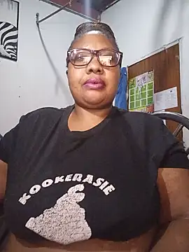 YELLOW BONE online show from June 4, 2026, 9:08 pm