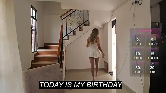 Snapshot of Valentina_____ chatting on February 20, 2026, 4:53 pm Valentina online show from February 20, 2026, 4:53 pm