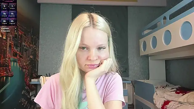 Snapshot of Masha_2002 chatting on June 6, 2026, 6:02 pm Masha 2002 online show from June 6, 2026, 6:02 pm