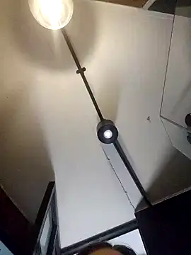 alicce moon  online show from March 15, 2026, 5:09 pm