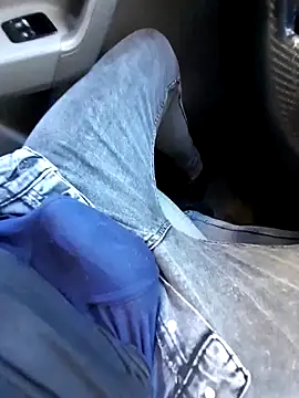 Snapshot of Kokijoujou chatting on October 20, 2025, 9:43 am Kokijoujou online show from October 20, 2025, 9:43 am