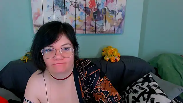 EverlyRays online show from April 7, 2026, 6:48 am