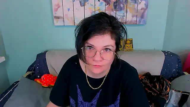 EverlyRays online show from February 22, 2026, 2:19 pm