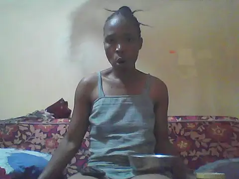 Snapshot of Smillie_prety chatting on June 10, 2026, 6:58 am Smillie prety online show from June 10, 2026, 6:58 am