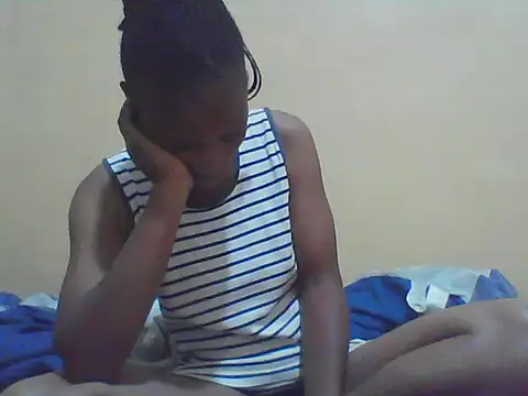 Smillie prety online show from February 15, 2026, 11:25 pm