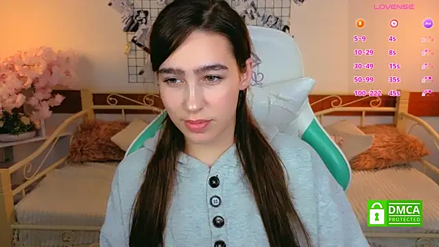  Eliizabeth  online show from March 16, 2026, 10:23 pm