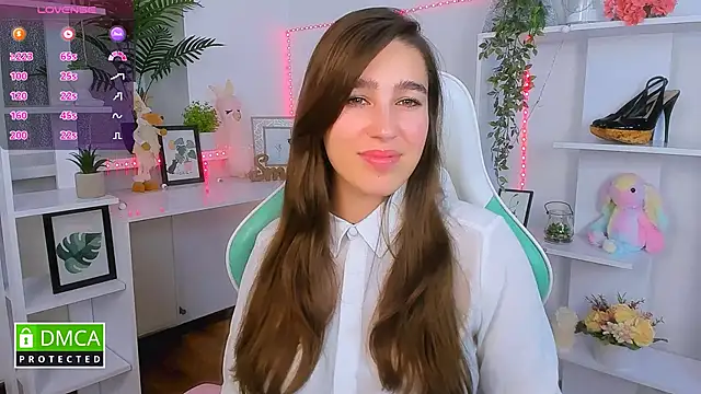  Eliizabeth  online show from October 18, 2025, 8:44 pm