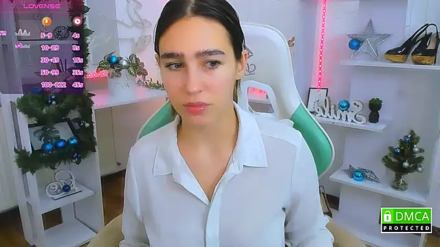  Eliizabeth  online show from December 20, 2025, 10:01 pm