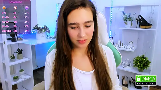 Snapshot of _Eliizabeth_ chatting on February 9, 2026, 11:03 pm Eliizabeth online show from February 9, 2026, 11:03 pm