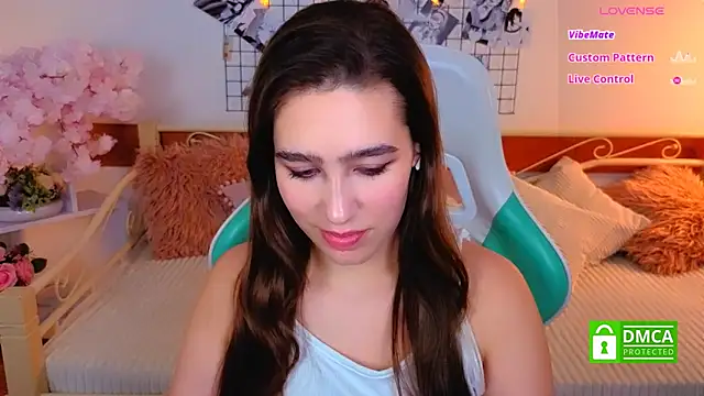 Snapshot of _Eliizabeth_ chatting on February 14, 2026, 10:21 pm Eliizabeth online show from February 14, 2026, 10:21 pm