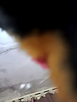 KingZilla2023 online show from October 24, 2025, 5:56 pm