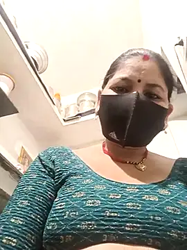 Snapshot of Riyaa-Devi chatting on February 13, 2025, 5:44 pm Riyaa-Devi online show from February 13, 2025, 5:44 pm