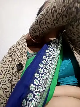 Snapshot of Riyaa-Devi chatting on December 13, 2024, 5:21 pm Riyaa-Devi online show from December 13, 2024, 5:21 pm
