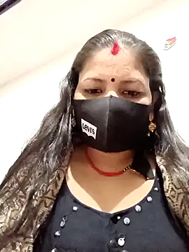 Snapshot of Riyaa-Devi chatting on December 5, 2024, 5:10 am Riyaa-Devi online show from December 5, 2024, 5:10 am