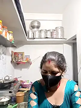 Snapshot of Riyaa-Devi chatting on December 18, 2024, 3:47 am Riyaa-Devi online show from December 18, 2024, 3:47 am