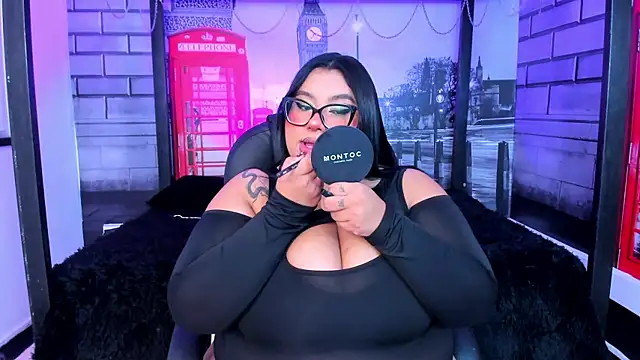 Snapshot of tifanny_bigboobs11 chatting on May 12, 2026, 11:49 am tifanny bigboobs11 online show from May 12, 2026, 11:49 am